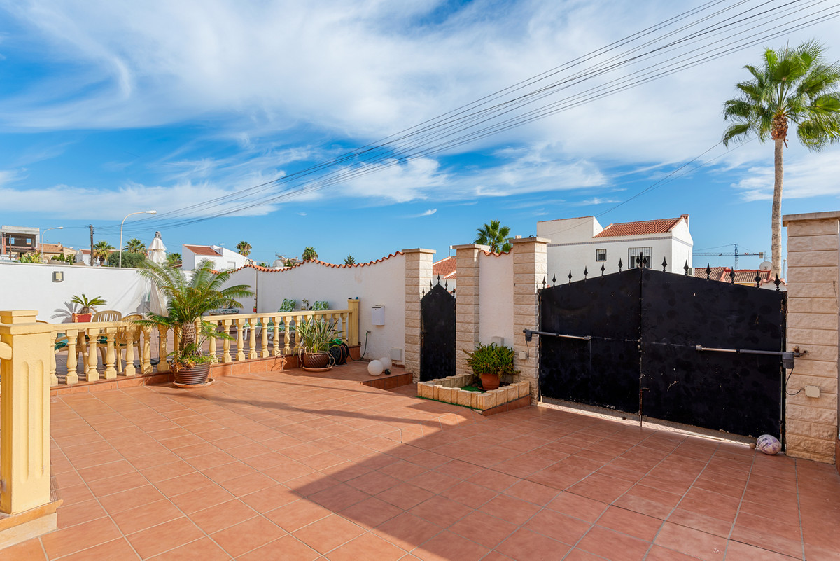 Huis te koop in Ciudad Quesada | 4 slaapkamers H5407420