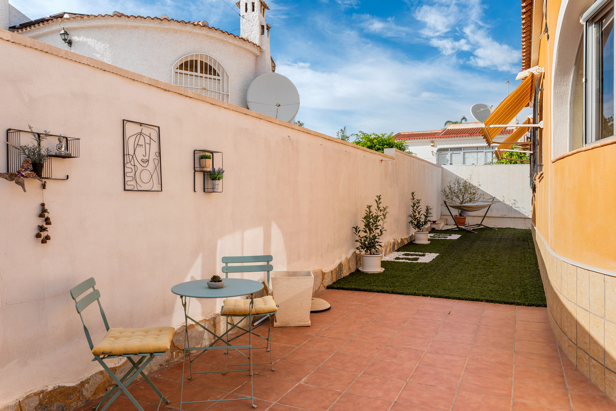 Huis te koop in Ciudad Quesada | 4 slaapkamers H5407420