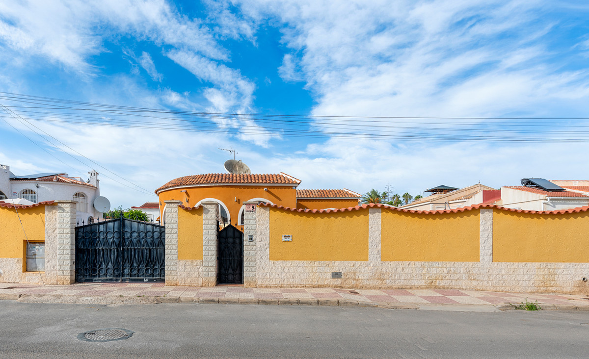 Huis te koop in Ciudad Quesada | 4 slaapkamers H5407420