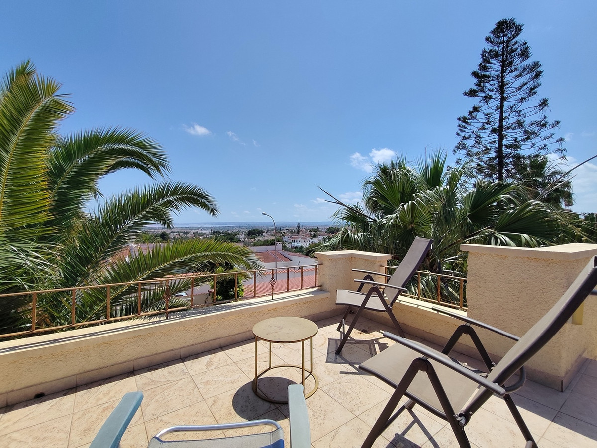 Huis te koop in Ciudad Quesada | 3 slaapkamers H5411866