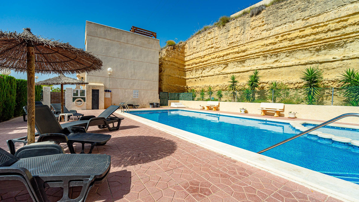 Appartement te koop in Ciudad Quesada | 2 slaapkamers H5421388