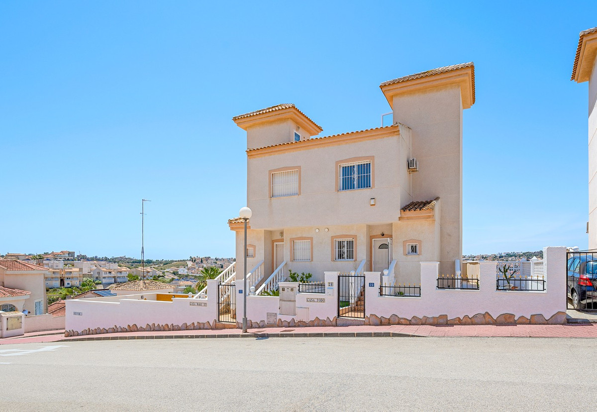 Huis te koop in Ciudad Quesada | 3 slaapkamers H5422141