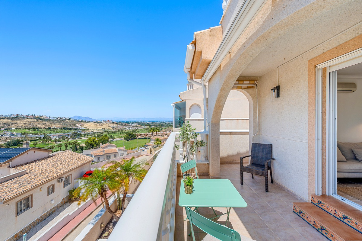 Huis te koop in Ciudad Quesada | 3 slaapkamers H5422141