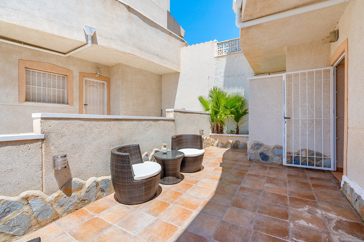 Huis te koop in Ciudad Quesada | 3 slaapkamers H5422141