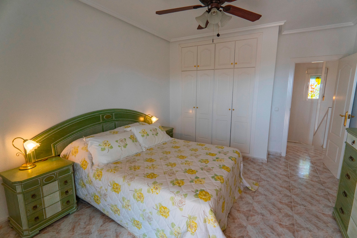 Huis te koop in Ciudad Quesada | 4 slaapkamers H5429344