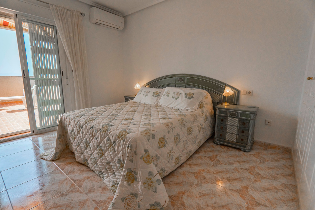 Huis te koop in Ciudad Quesada | 4 slaapkamers H5429344
