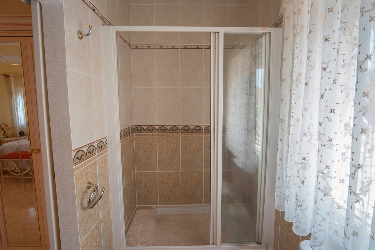 Huis te koop in Ciudad Quesada | 4 slaapkamers H5429344