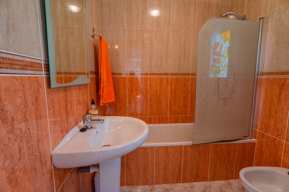 Huis te koop in Ciudad Quesada | 4 slaapkamers H5429344