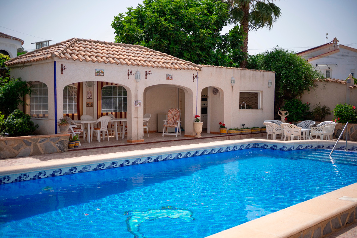 Huis te koop in Ciudad Quesada | 4 slaapkamers H5429344