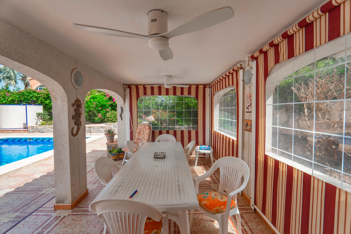 Huis te koop in Ciudad Quesada | 4 slaapkamers H5429344