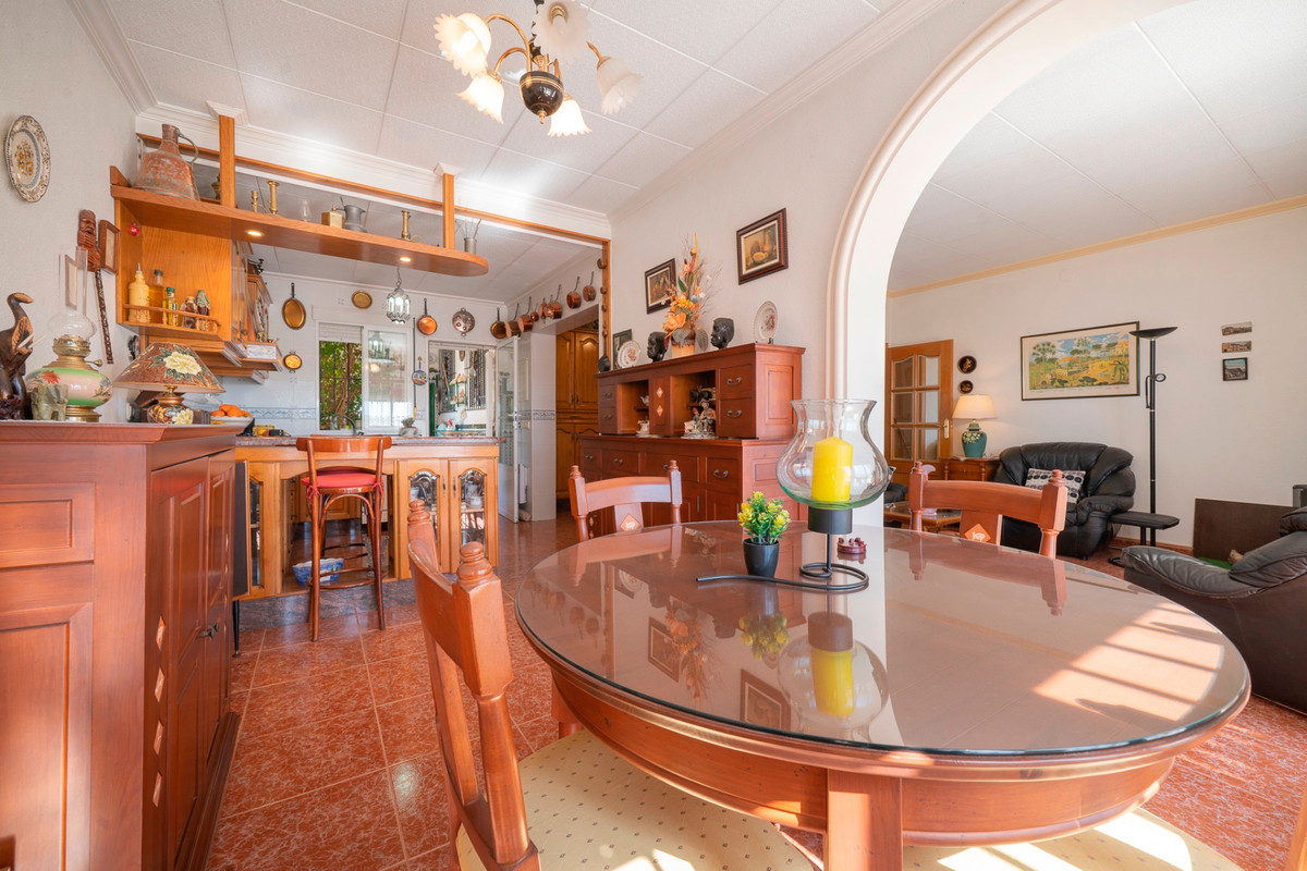 Huis te koop in Ciudad Quesada | 4 slaapkamers H5430697