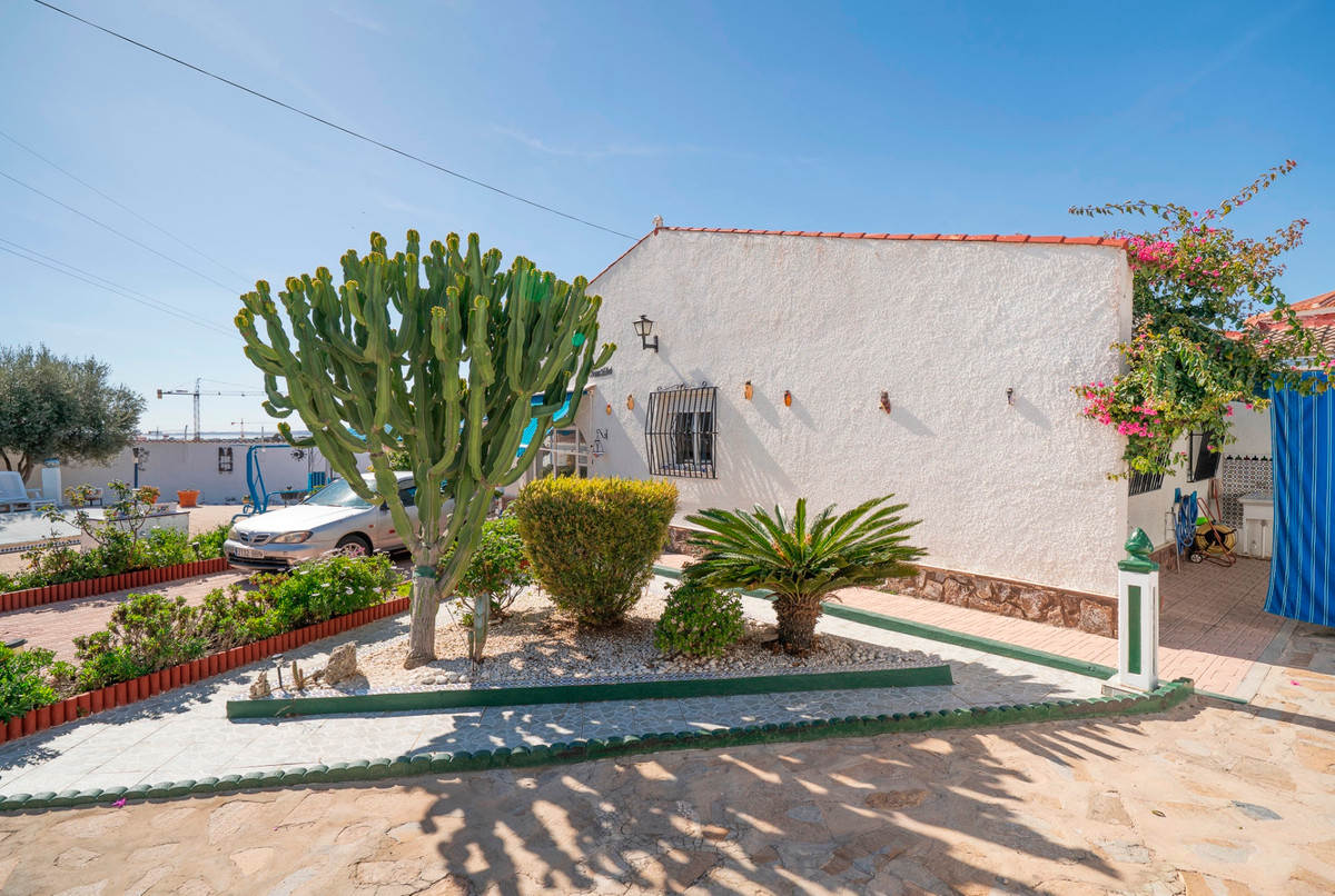 Huis te koop in Ciudad Quesada | 4 slaapkamers H5430697