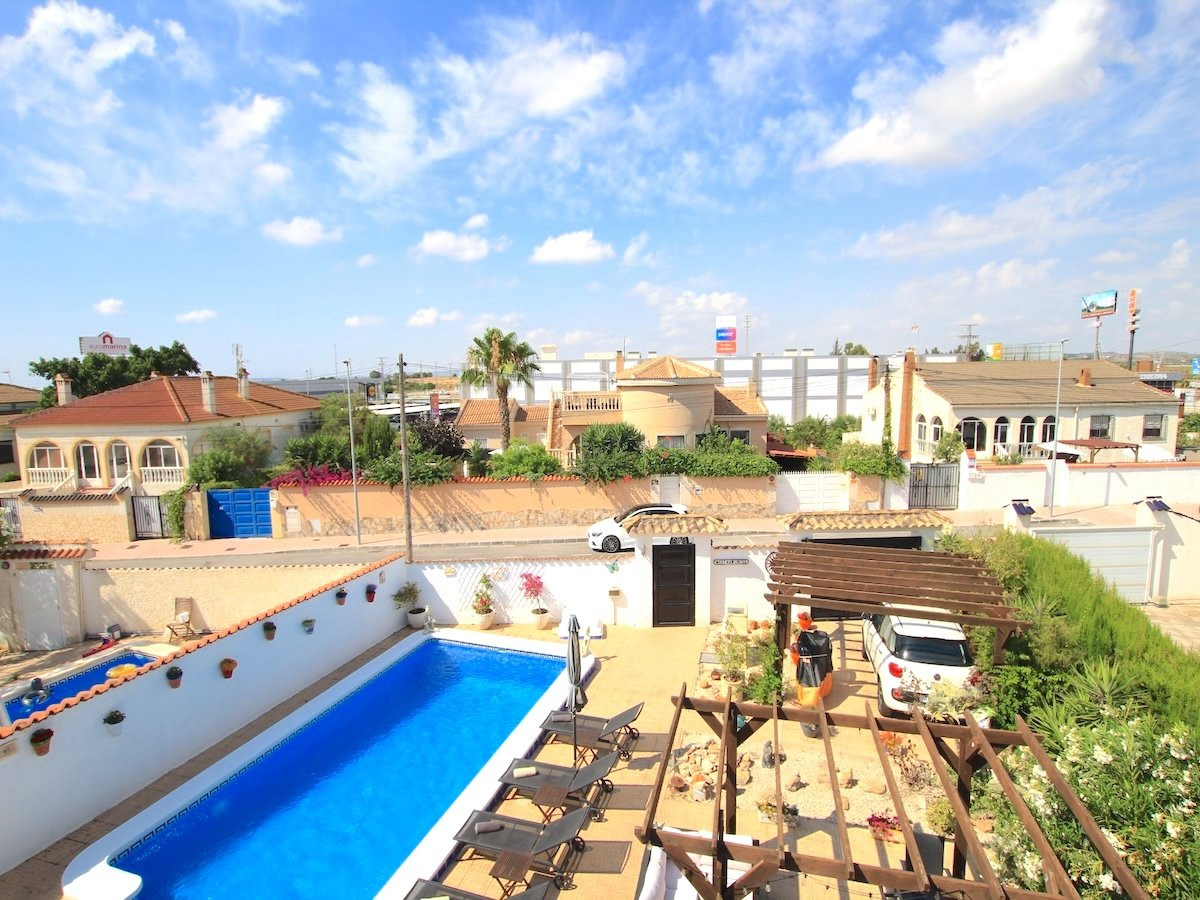 Huis te koop in Ciudad Quesada | 5 slaapkamers H5436256