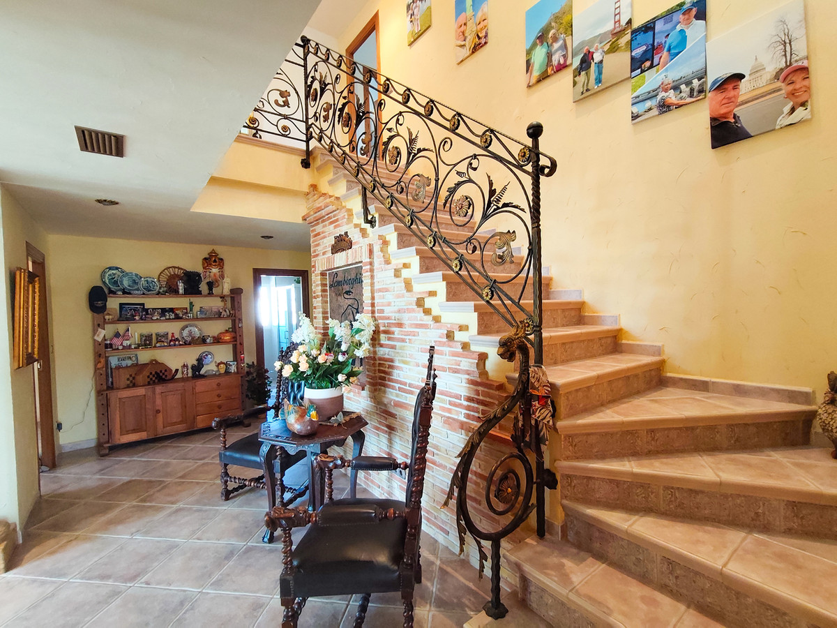 Huis te koop in Ciudad Quesada | 5 slaapkamers H5438929