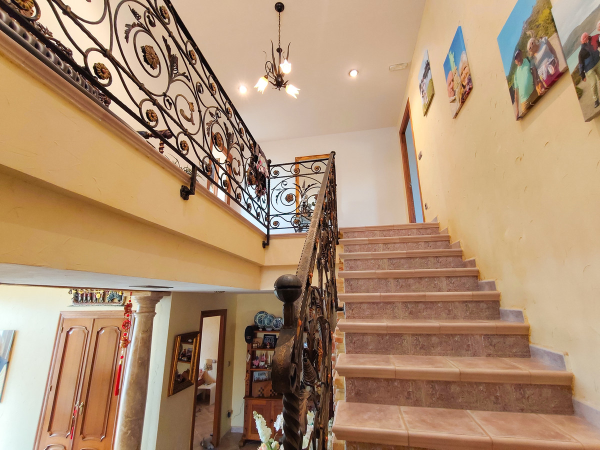 Huis te koop in Ciudad Quesada | 5 slaapkamers H5438929