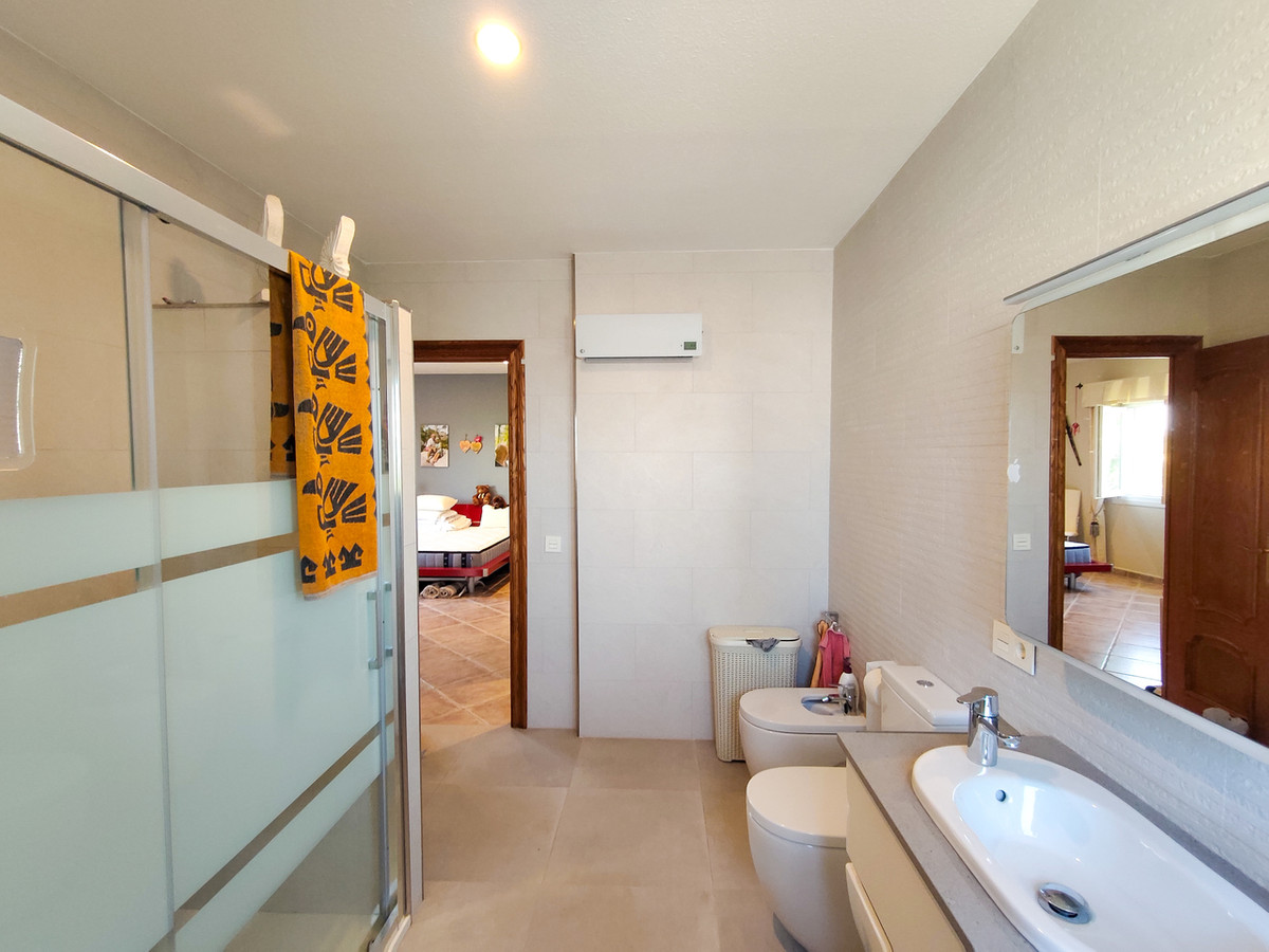 Huis te koop in Ciudad Quesada | 5 slaapkamers H5438929