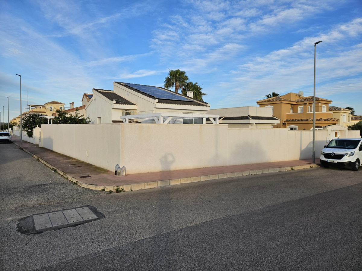 Huis te koop in Ciudad Quesada | 4 slaapkamers H5442529