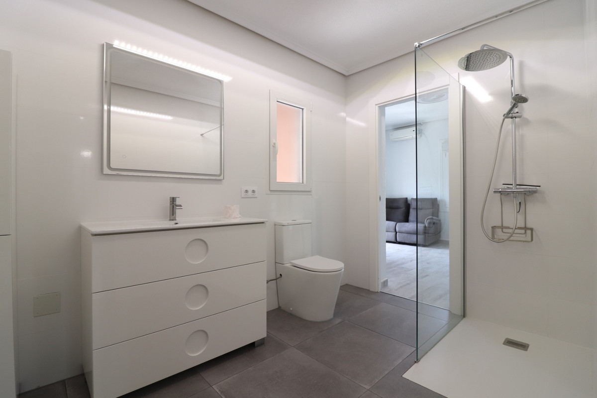 Huis te koop in Ciudad Quesada | 3 slaapkamers H5446948