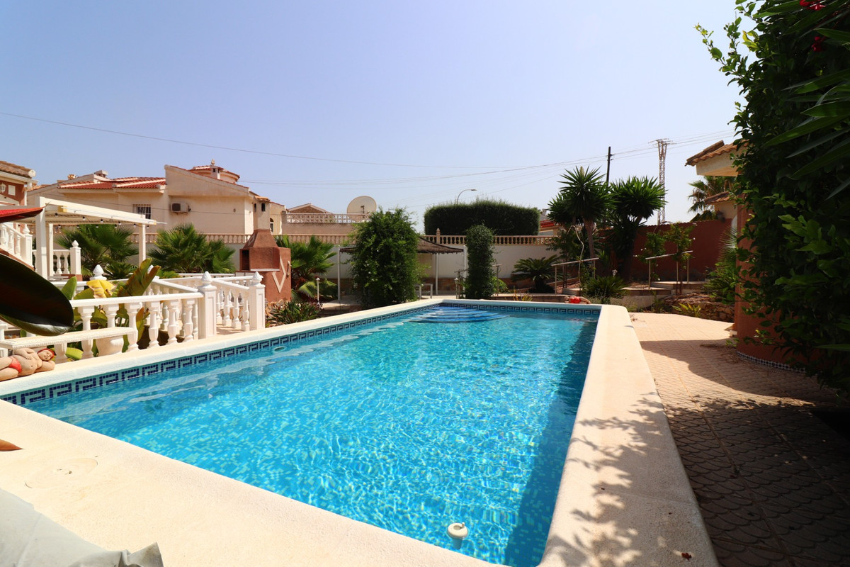 Huis te koop in Ciudad Quesada | 3 slaapkamers H5446948