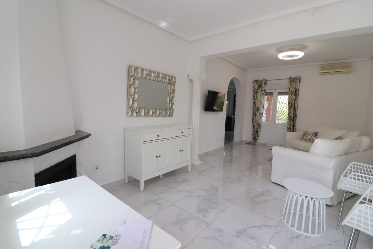 Huis te koop in Ciudad Quesada | 3 slaapkamers H5446948