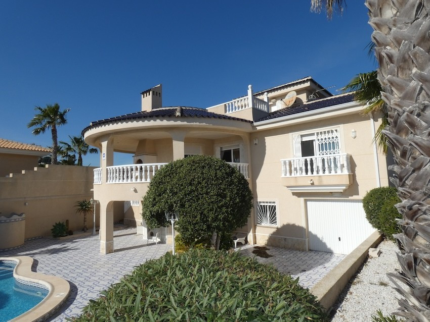 Huis te koop in Ciudad Quesada | 4 slaapkamers H5448469