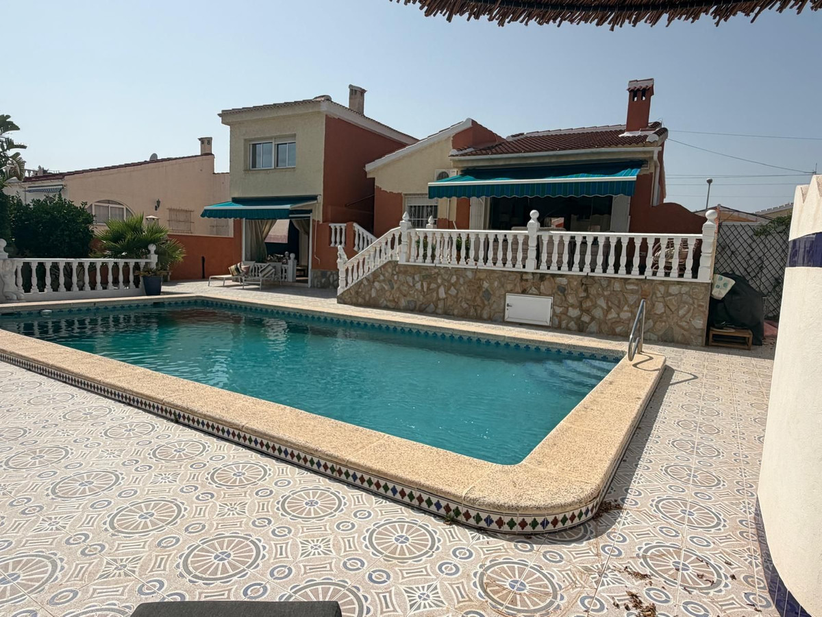 Huis te koop in Ciudad Quesada | 4 slaapkamers H5450350