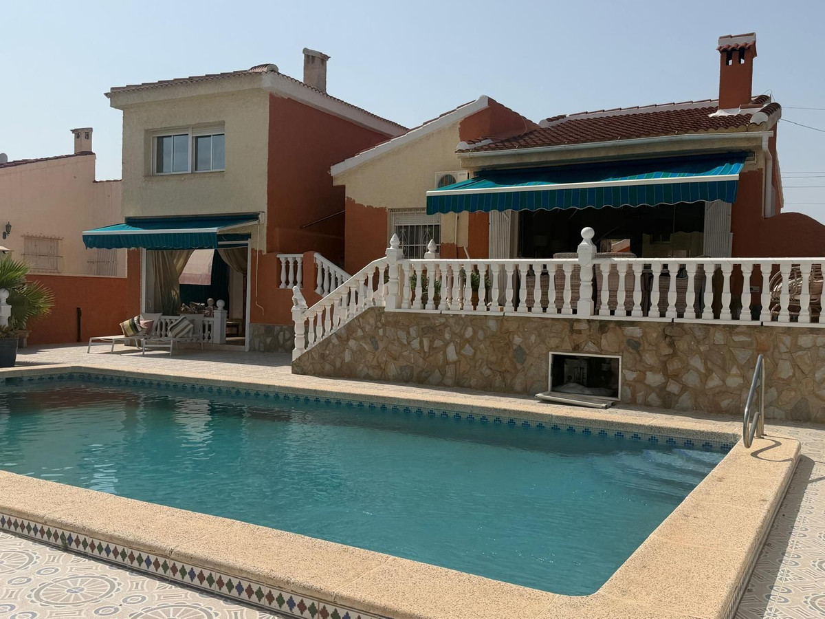 Huis te koop in Ciudad Quesada | 4 slaapkamers H5450350