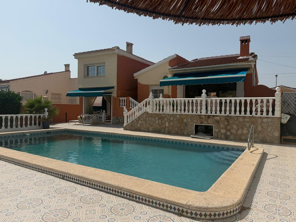 Huis te koop in Ciudad Quesada | 4 slaapkamers H5450350
