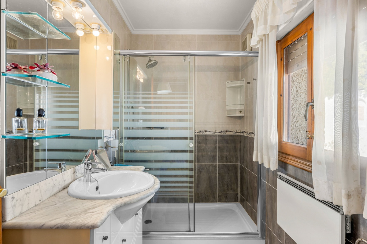 Huis te koop in Ciudad Quesada | 5 slaapkamers H5459767