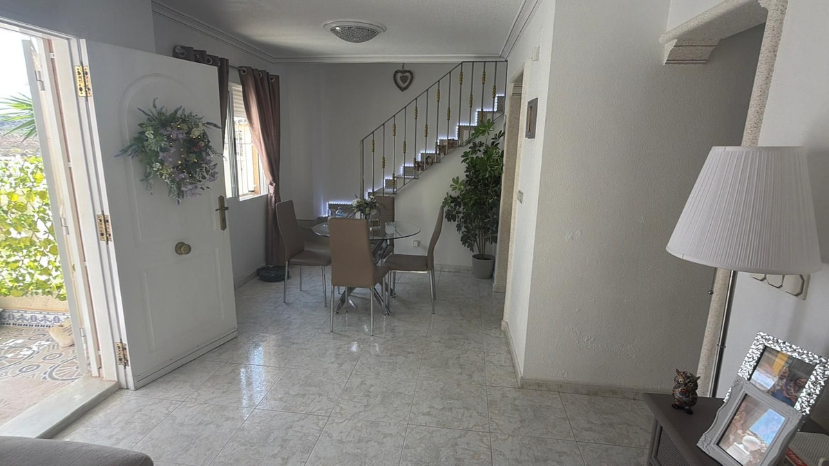 Huis te koop in Ciudad Quesada | 3 slaapkamers H5461846