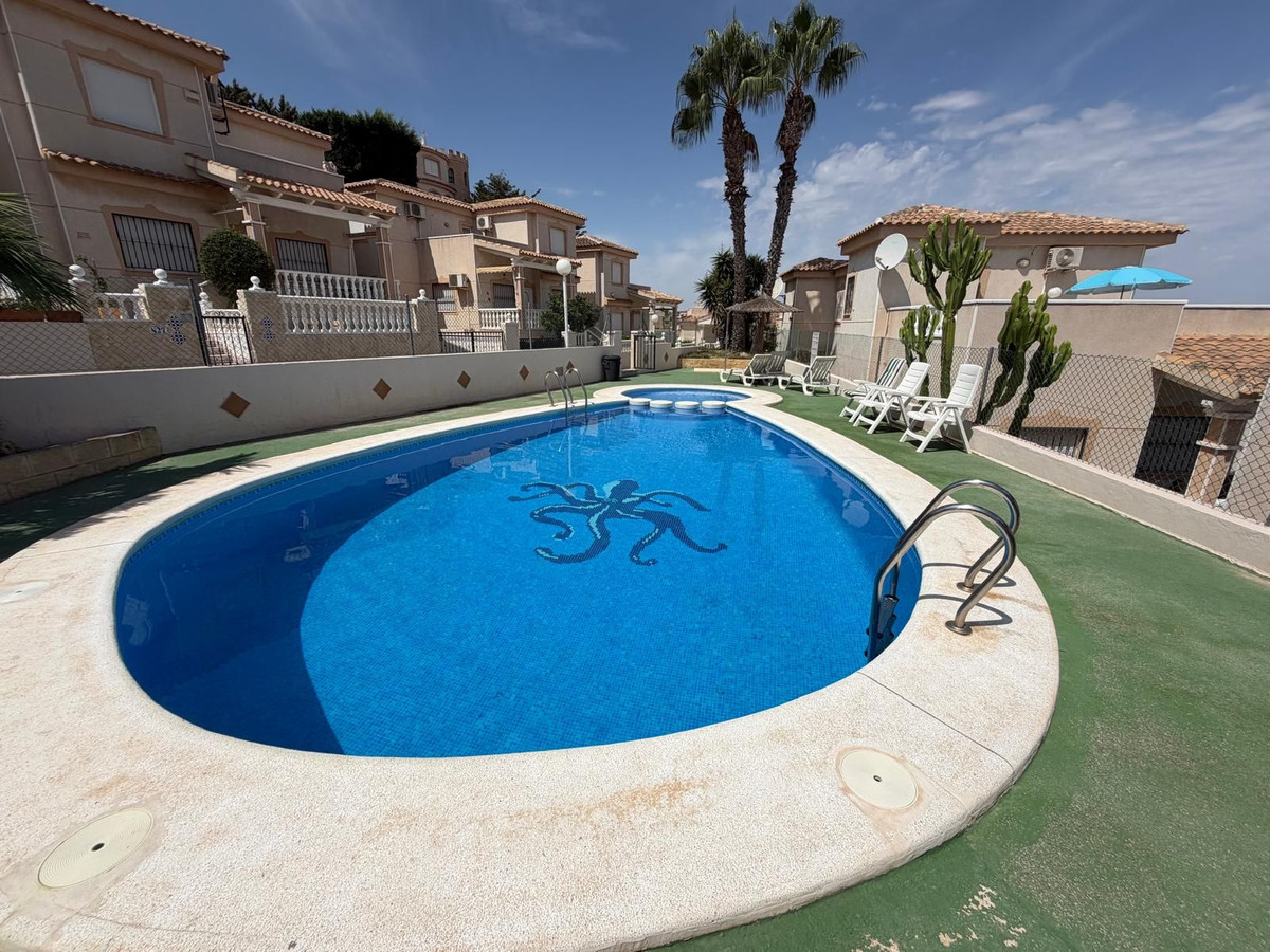 Huis te koop in Ciudad Quesada | 3 slaapkamers H5461846