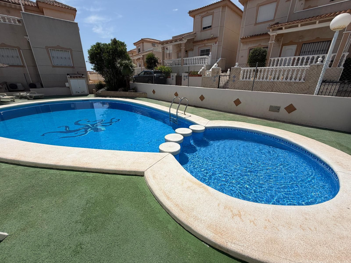 Huis te koop in Ciudad Quesada | 3 slaapkamers H5461846