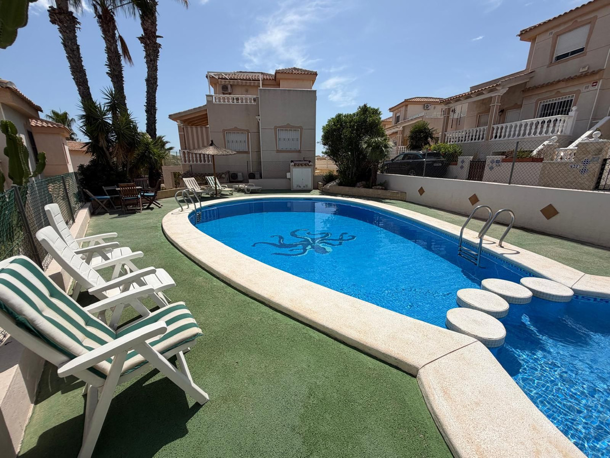 Huis te koop in Ciudad Quesada | 3 slaapkamers H5461846