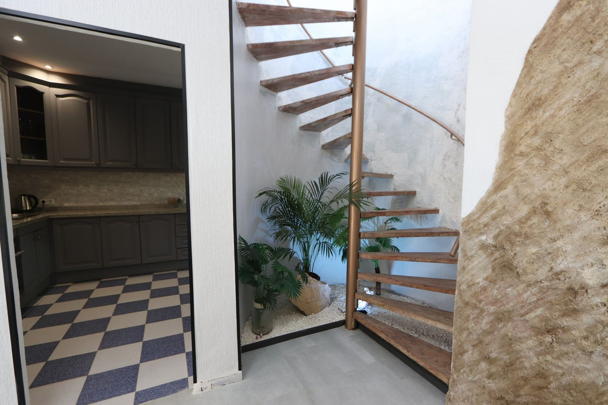 Huis te koop in Ciudad Quesada | 6 slaapkamers H5468263