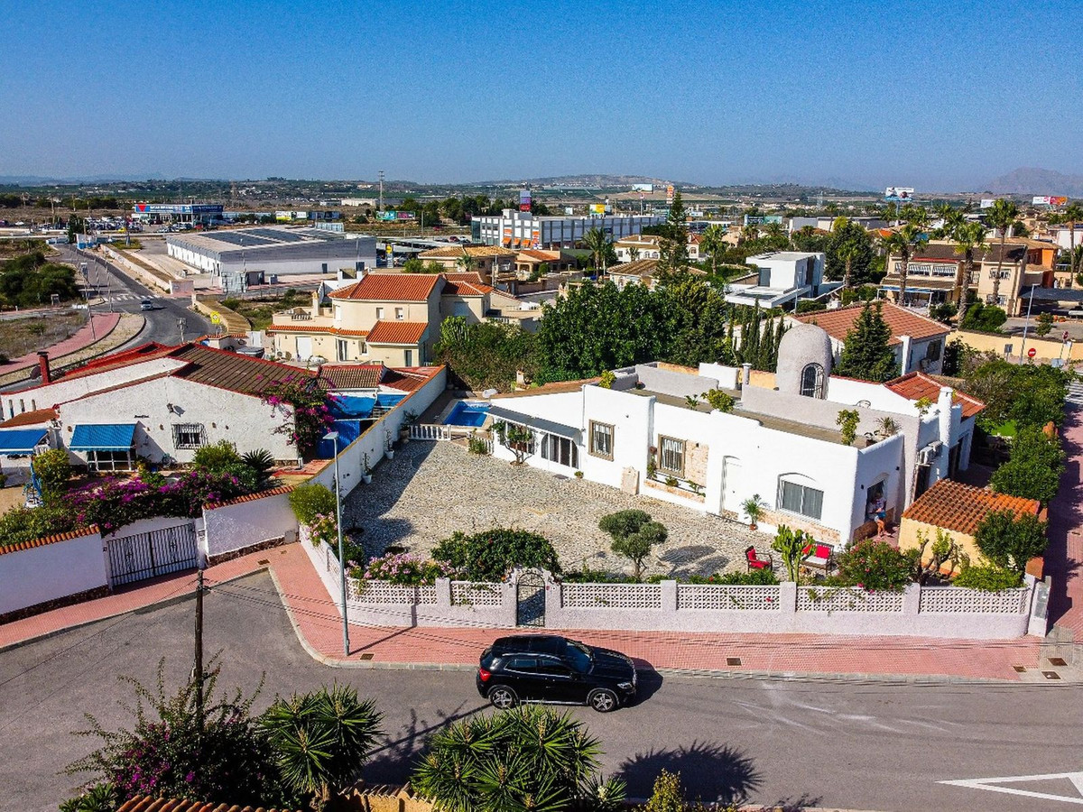 Huis te koop in Ciudad Quesada | 6 slaapkamers H5468263