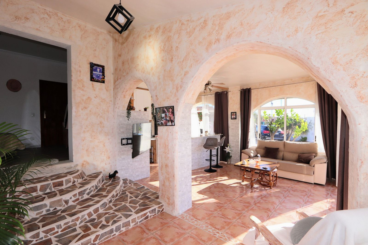 Huis te koop in Ciudad Quesada | 6 slaapkamers H5468263