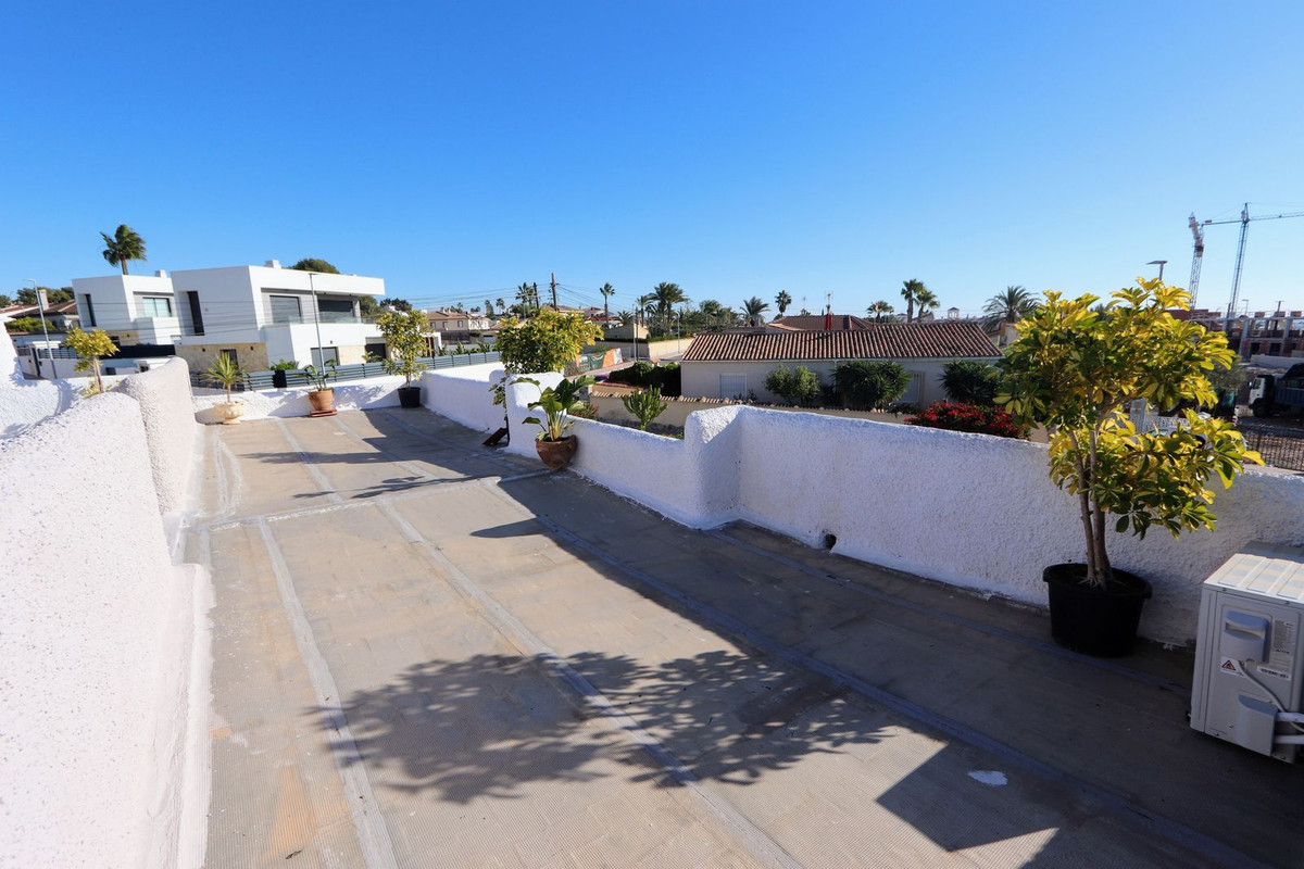 Huis te koop in Ciudad Quesada | 6 slaapkamers H5468263