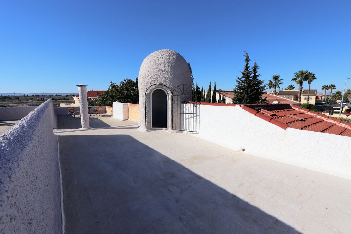 Huis te koop in Ciudad Quesada | 6 slaapkamers H5468263