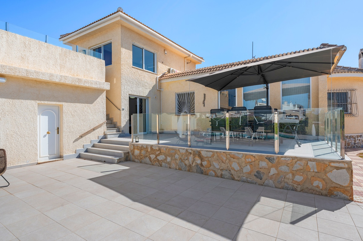 Huis te koop in Ciudad Quesada | 3 slaapkamers H5468635