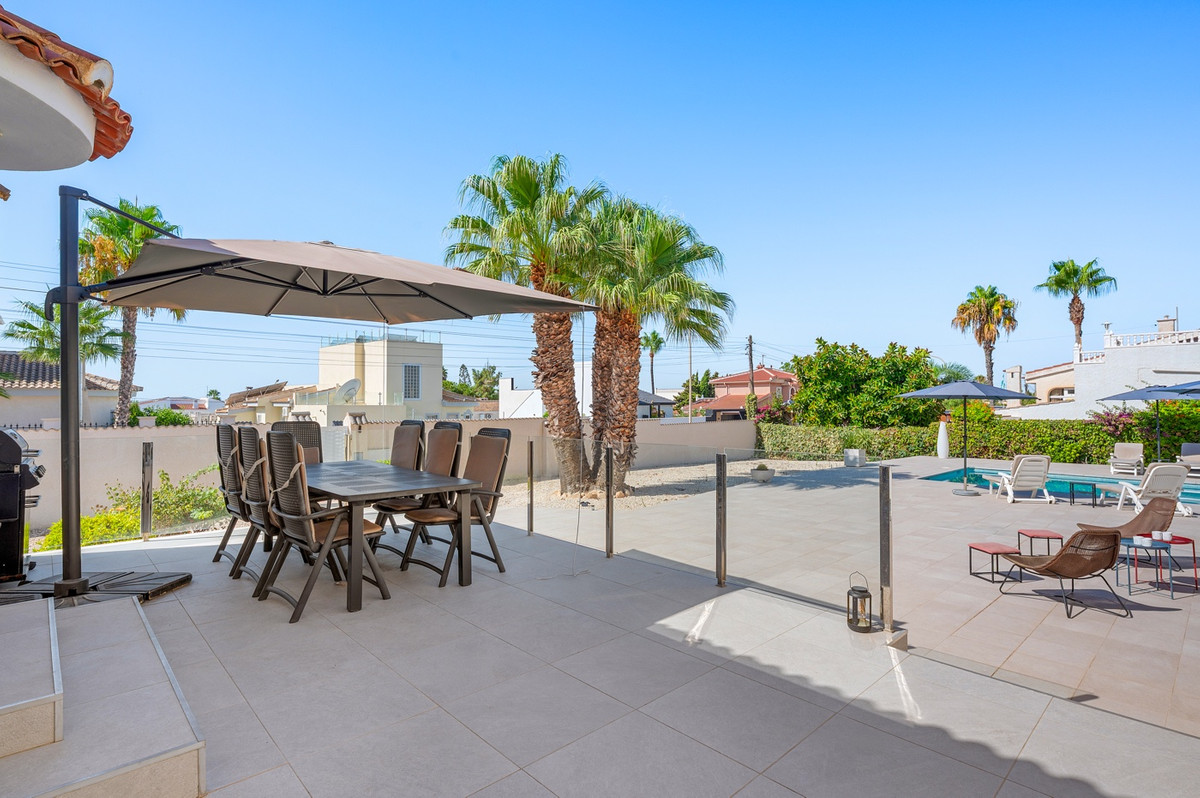 Huis te koop in Ciudad Quesada | 3 slaapkamers H5468635