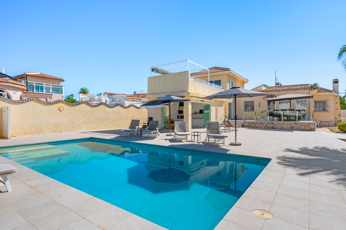 Huis te koop in Ciudad Quesada | 3 slaapkamers H5468635