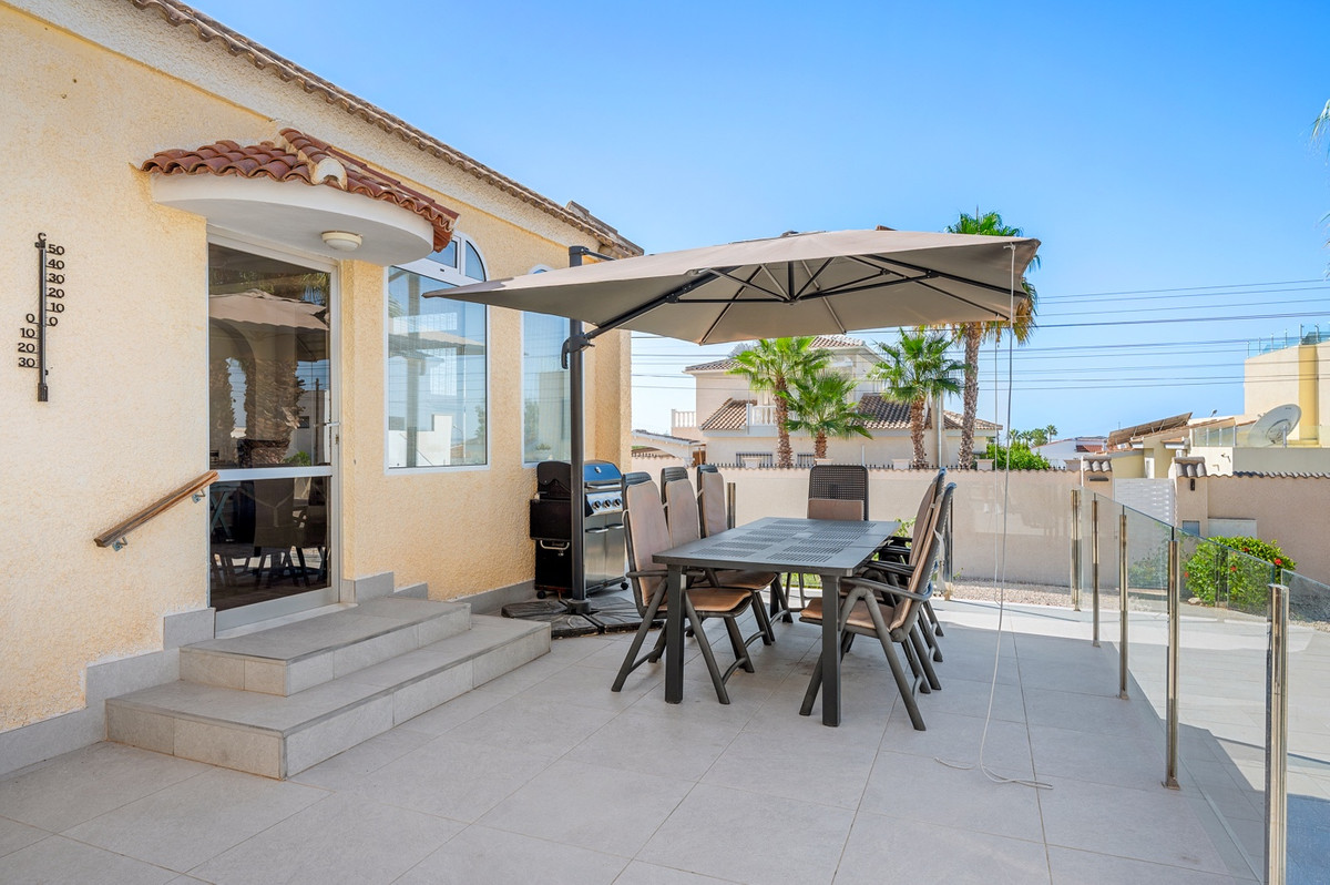 Huis te koop in Ciudad Quesada | 3 slaapkamers H5468635