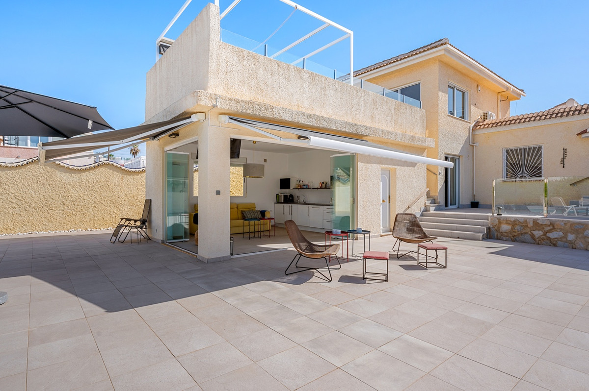 Huis te koop in Ciudad Quesada | 3 slaapkamers H5468635