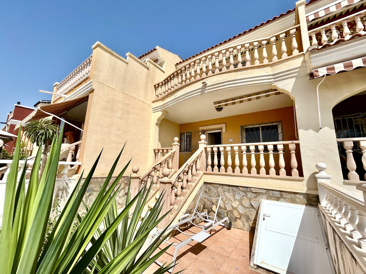 Huis te koop in Ciudad Quesada | 3 slaapkamers H5478217