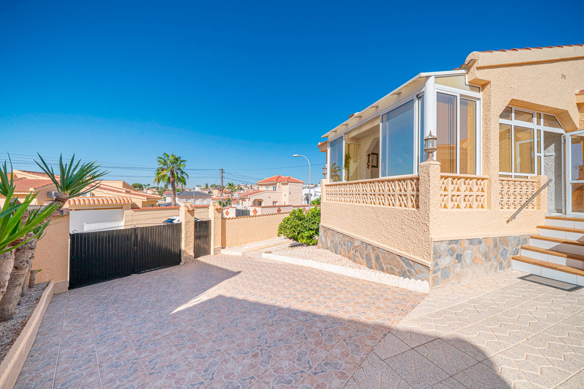 Huis te koop in Ciudad Quesada | 5 slaapkamers H5481820