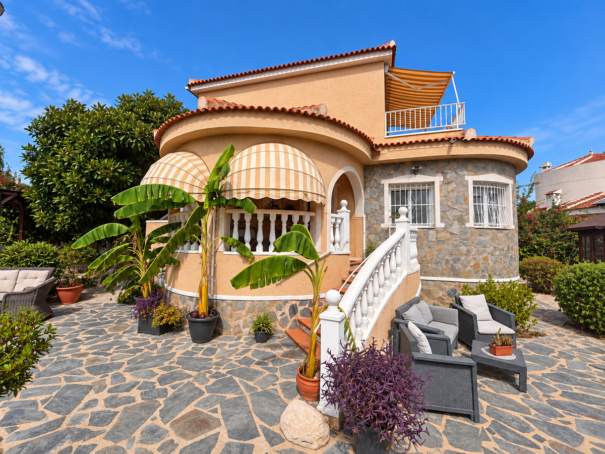 Huis te koop in Ciudad Quesada | 3 slaapkamers H5484721
