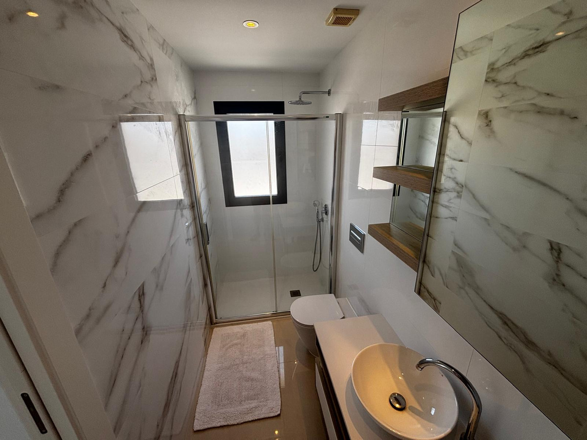 Huis te koop in Ciudad Quesada | 4 slaapkamers H5488042
