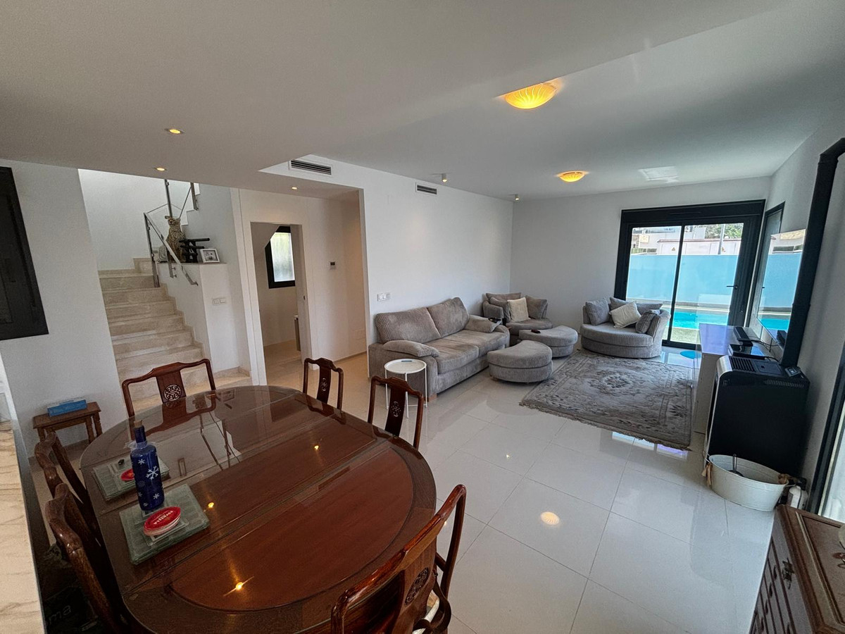 Huis te koop in Ciudad Quesada | 4 slaapkamers H5488042