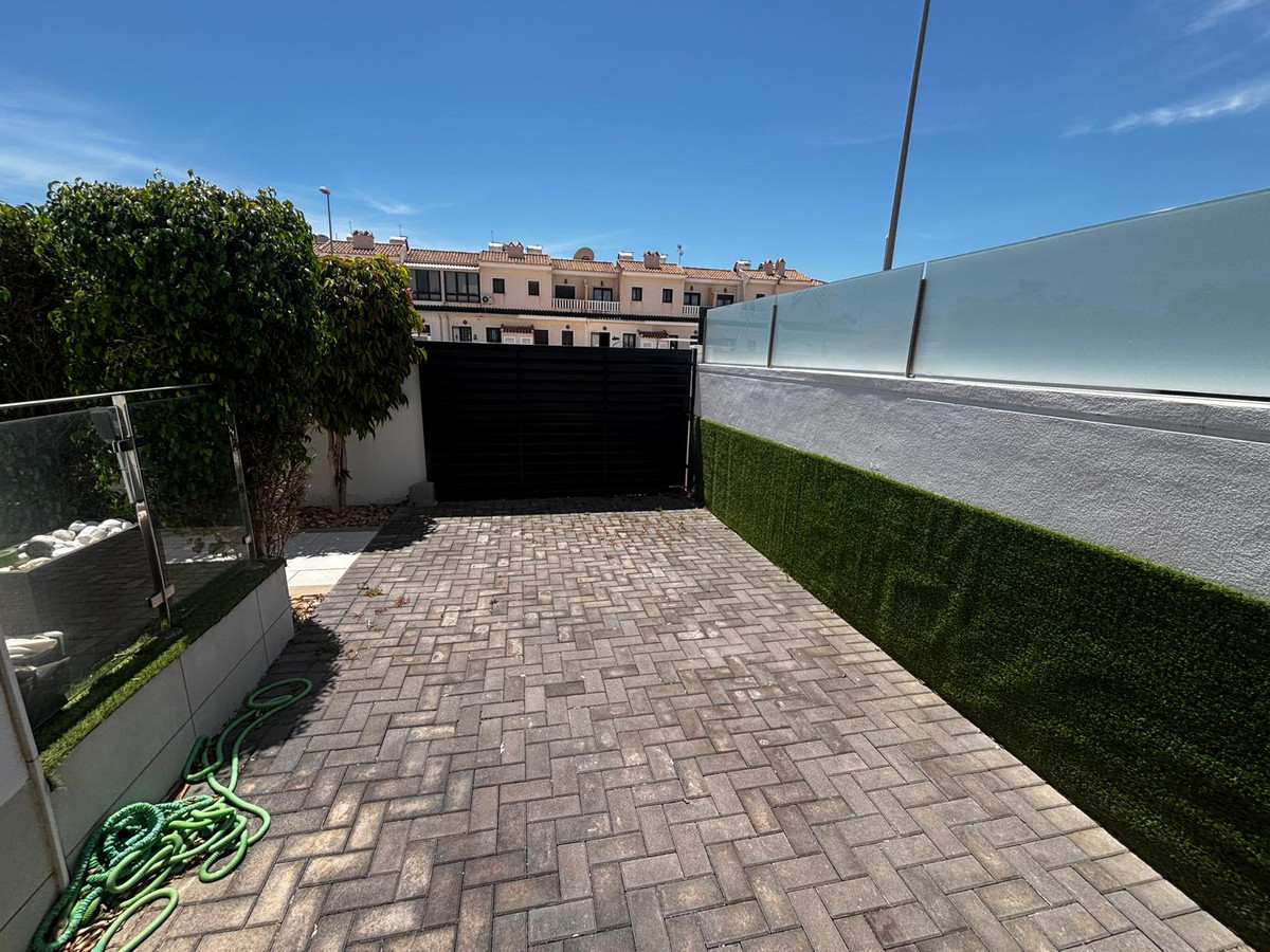 Huis te koop in Ciudad Quesada | 4 slaapkamers H5488042