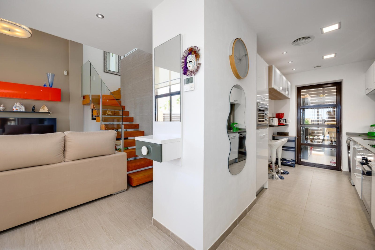 Huis te koop in Ciudad Quesada | 3 slaapkamers H5495149
